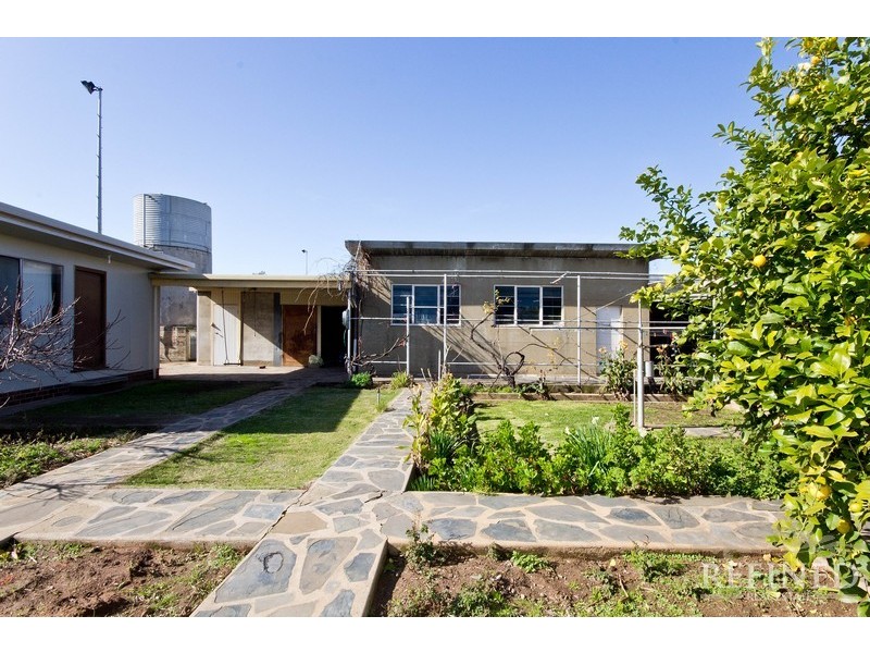 2 Cooper Avenue, Croydon Park SA 5008