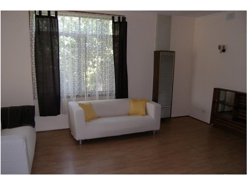 16 Day Street, Sturt SA 5047