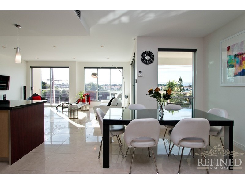 37 Military Road, Tennyson SA 5022