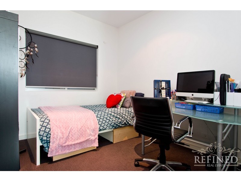 37 Military Road, Tennyson SA 5022