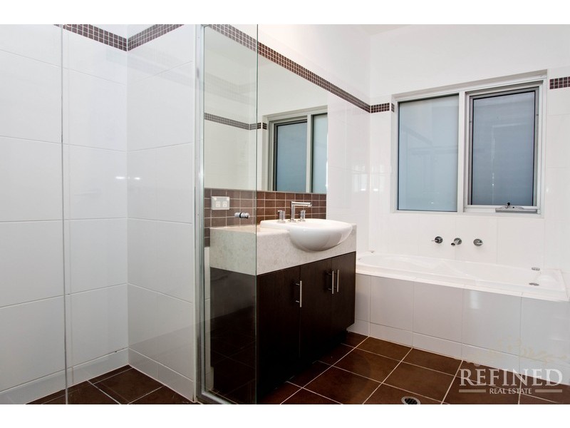 37 Military Road, Tennyson SA 5022