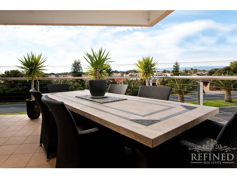 37 Military Road, Tennyson SA 5022