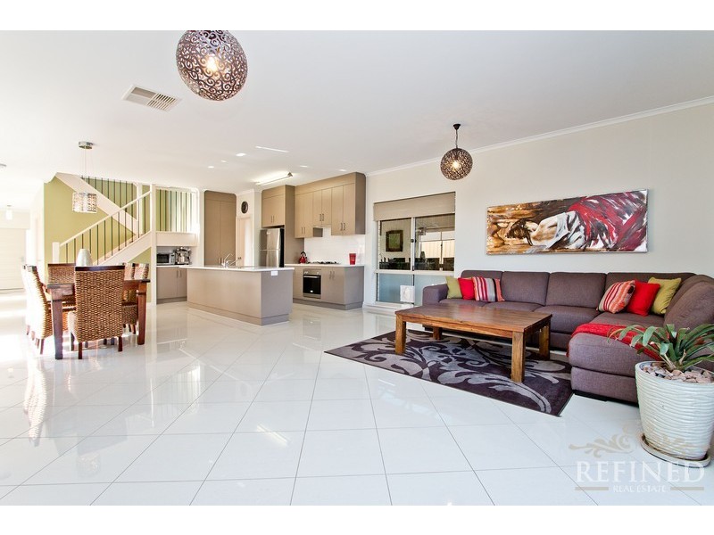 8A Bathurst Avenue, Moana SA 5169