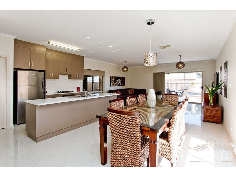 8A Bathurst Avenue, Moana SA 5169