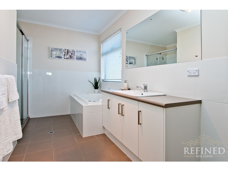 8A Bathurst Avenue, Moana SA 5169