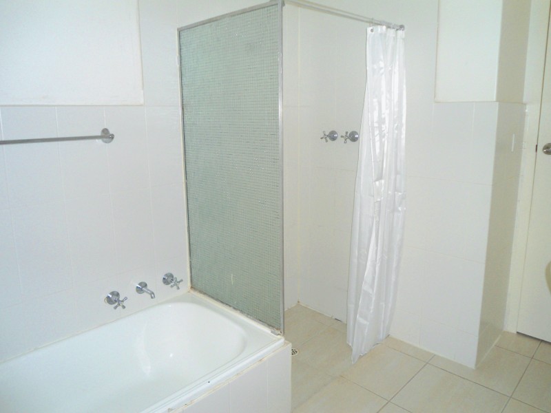 9/2 Emerson Road, Black Forest SA 5035