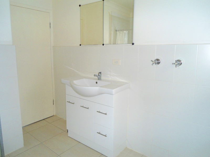 9/2 Emerson Road, Black Forest SA 5035