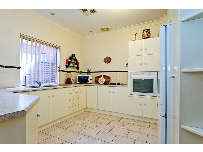2/22 Burns Court, Morphett Vale SA 5162