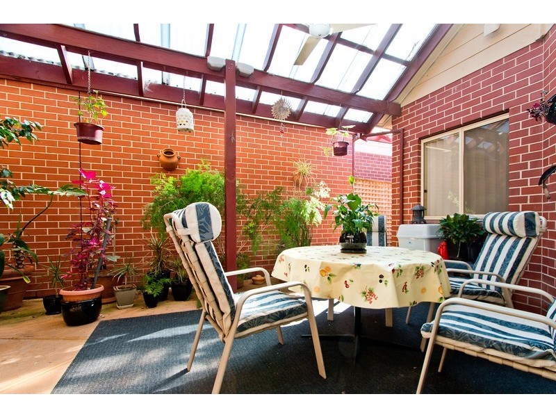 2/22 Burns Court, Morphett Vale SA 5162