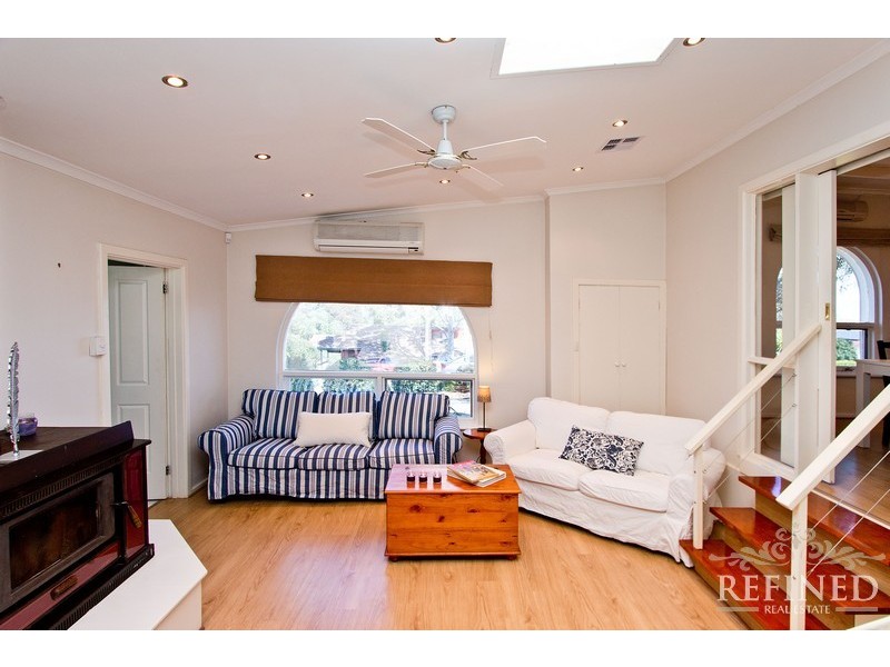 12 Kirrawee Drive, Redwood Park SA 5097