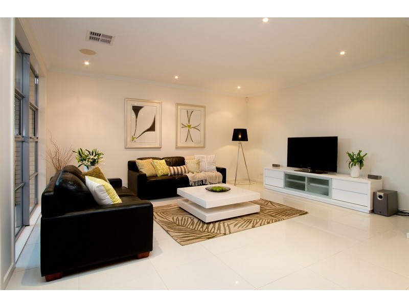 28 Caswell Circuit, Mawson Lakes SA 5095