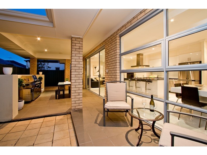 28 Caswell Circuit, Mawson Lakes SA 5095