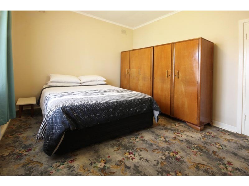 4 Fifth Avenue, Woodville Gardens SA 5012