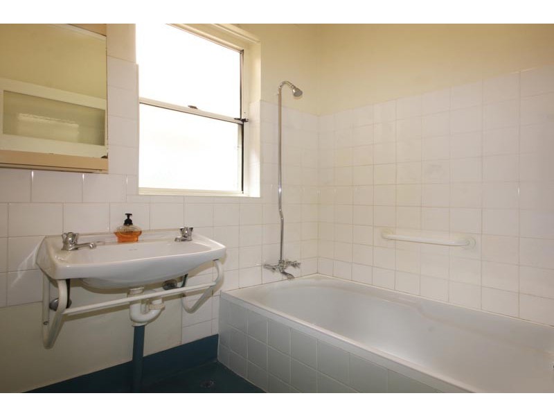 4 Fifth Avenue, Woodville Gardens SA 5012