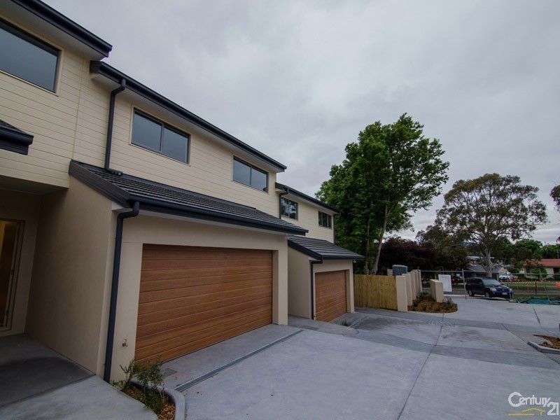 13 Charteris Crescent, Chifley ACT 2606