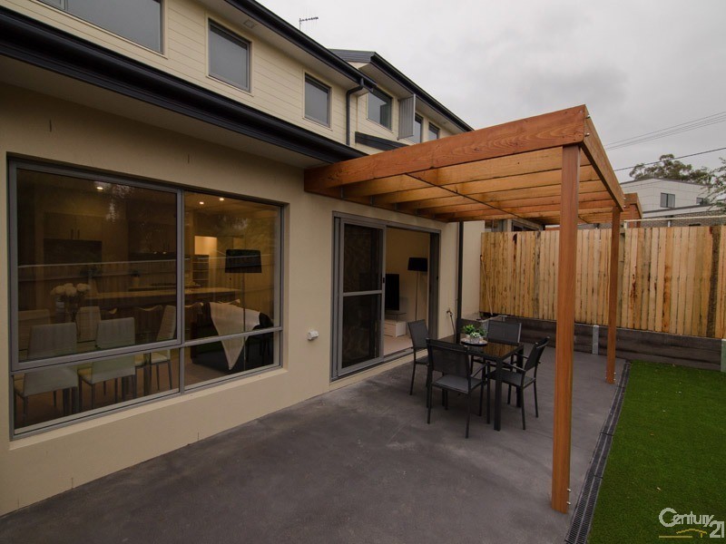 13 Charteris Crescent, Chifley ACT 2606