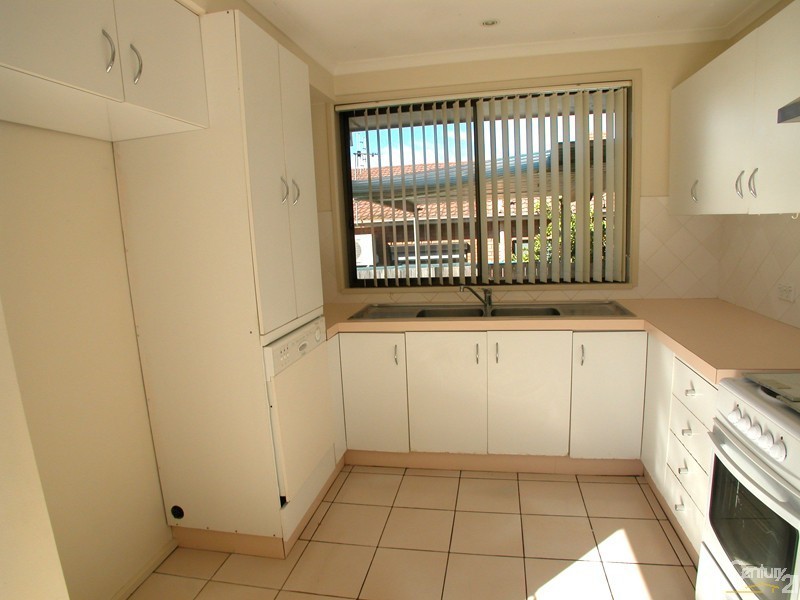 11 Sowden Street, Mckellar ACT 2617