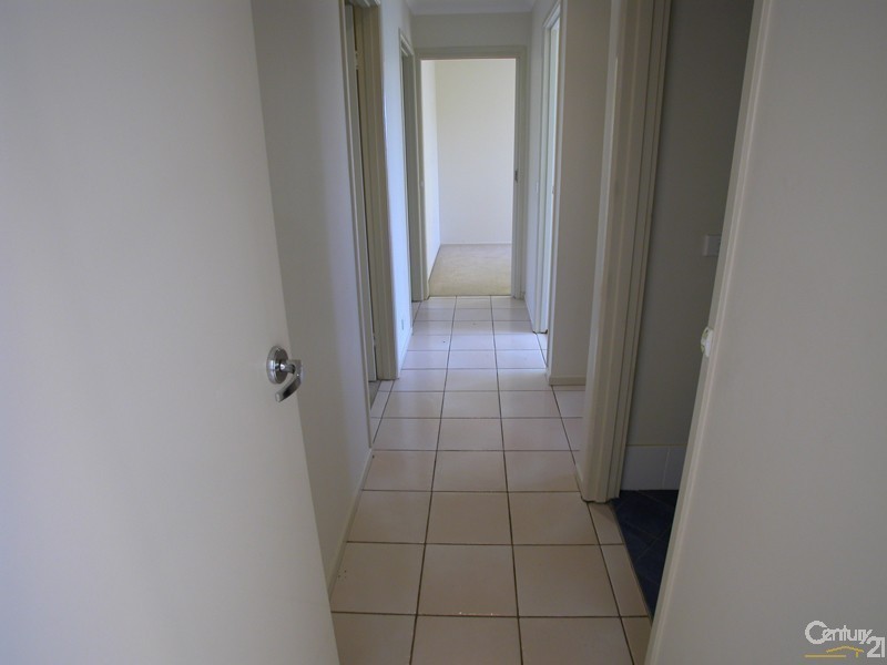 11 Sowden Street, Mckellar ACT 2617