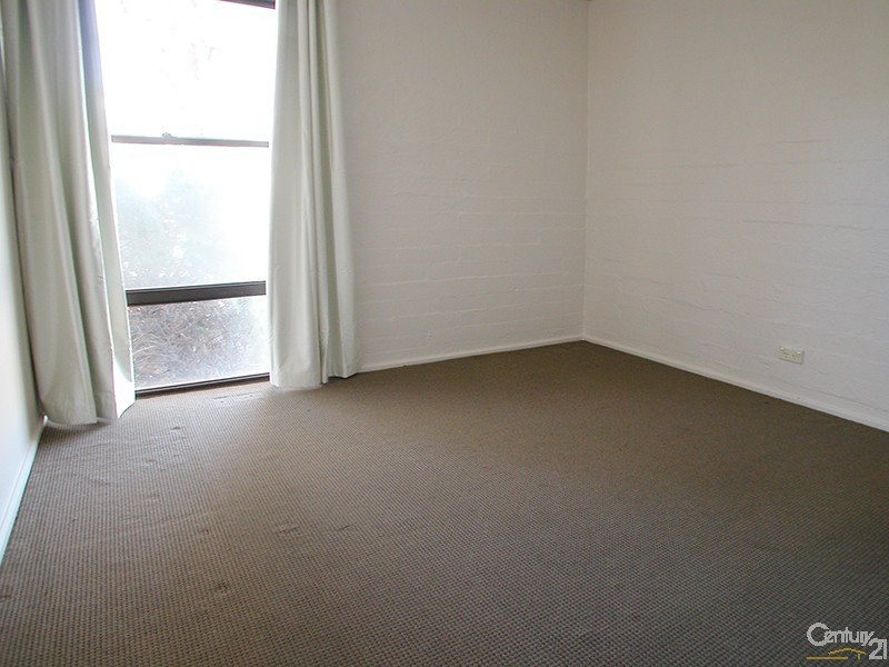 1 Cosgrove Street, Curtin ACT 2605