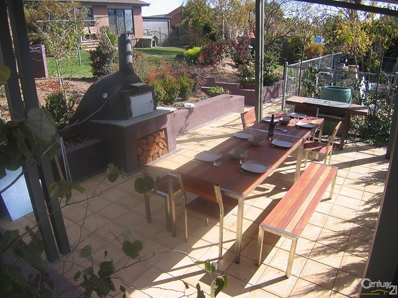 25 Tytherleigh Street, Wanniassa ACT 2903