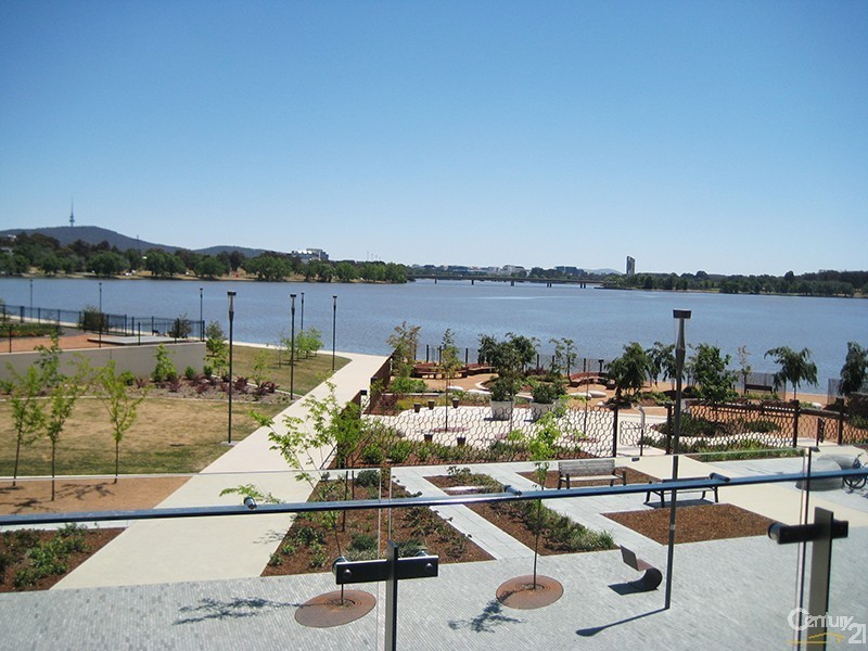 3/17 Eastlake Parade, Kingston ACT 2604