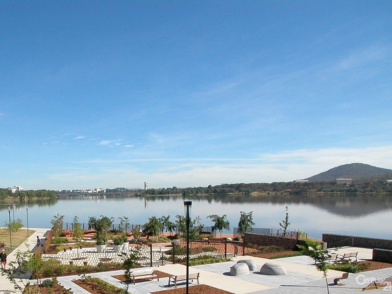 3/17 Eastlake Parade, Kingston ACT 2604