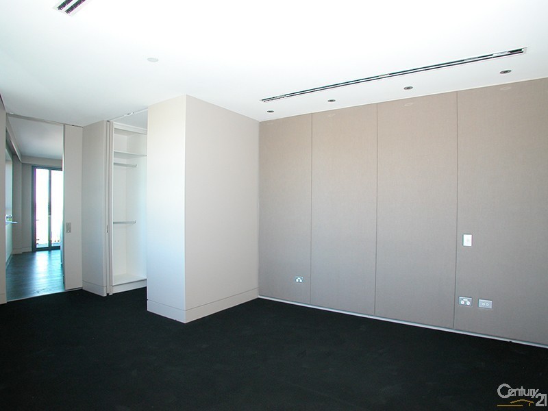 3/17 Eastlake Parade, Kingston ACT 2604