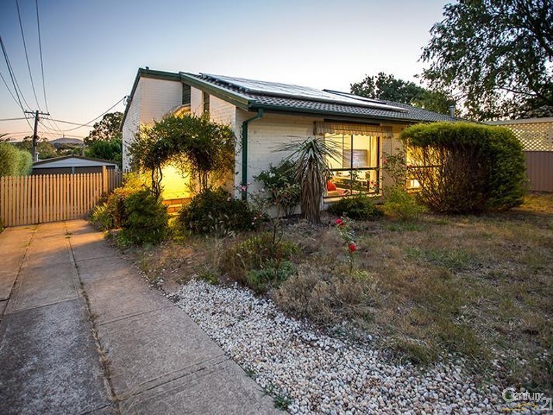 6 Wayal Place, Giralang ACT 2617