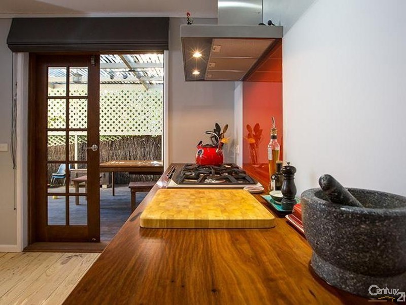 6 Wayal Place, Giralang ACT 2617