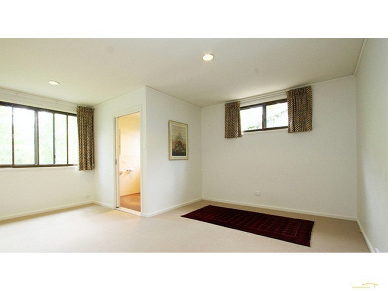 118 Monaro Crescent, Red Hill ACT 2603