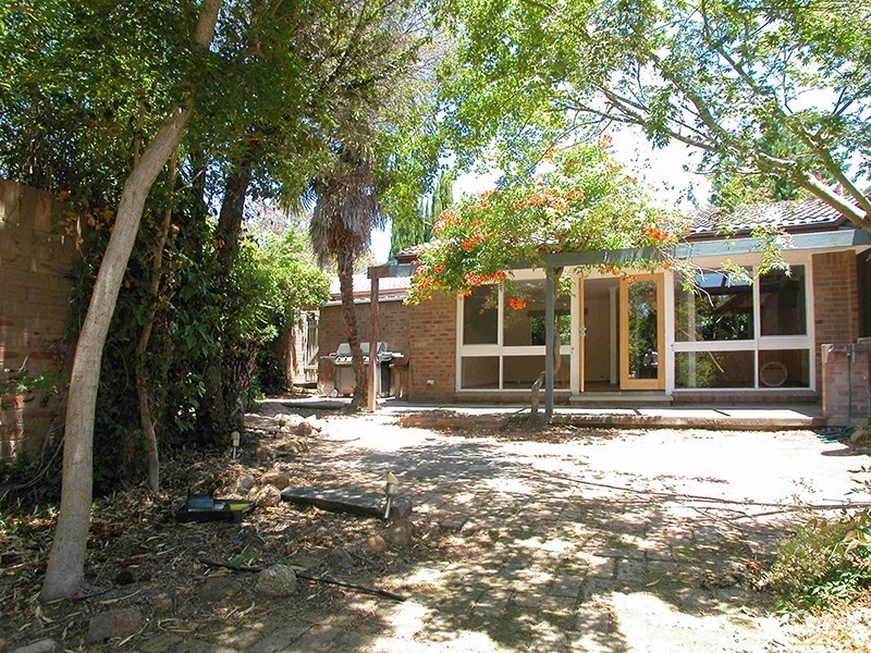 6 Oldham Court, Phillip ACT 2606