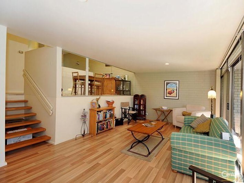 5/7 Clode Place, Macgregor ACT 2615