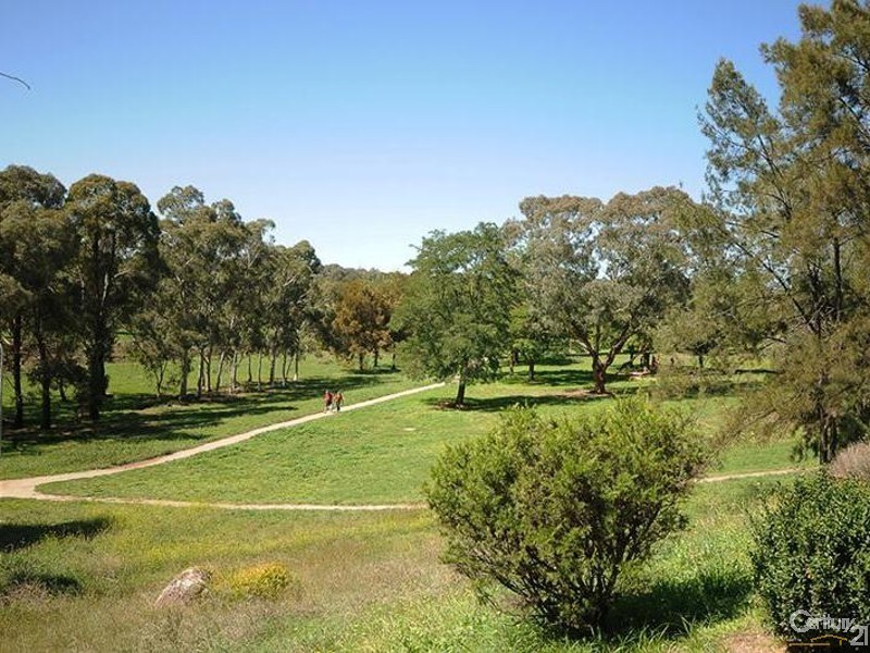 5/7 Clode Place, Macgregor ACT 2615