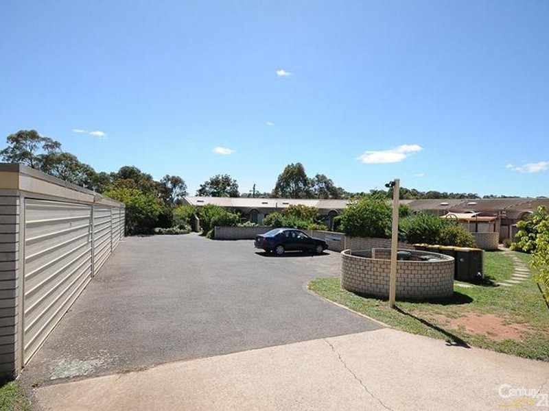 5/7 Clode Place, Macgregor ACT 2615