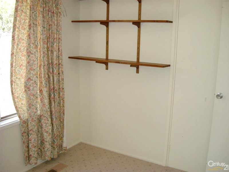 95 Eggleston Crescent, Chifley ACT 2606