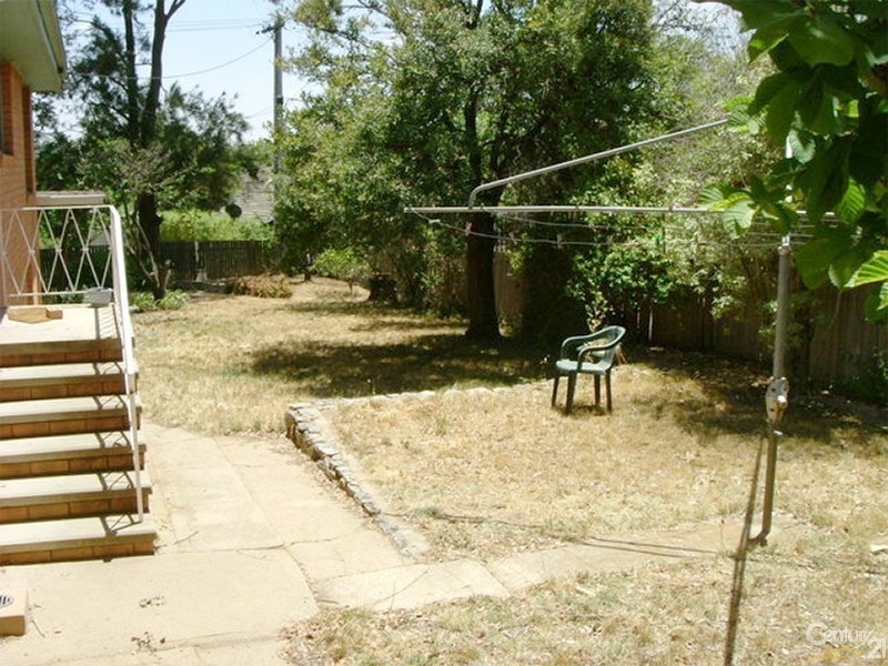 95 Eggleston Crescent, Chifley ACT 2606
