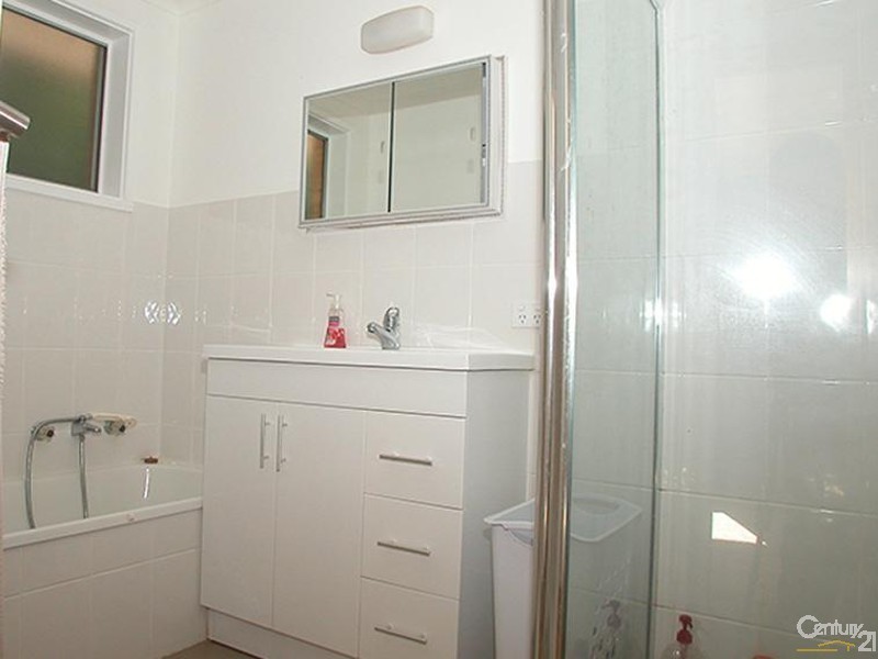 9 Tebbutt Place, Charnwood ACT 2615