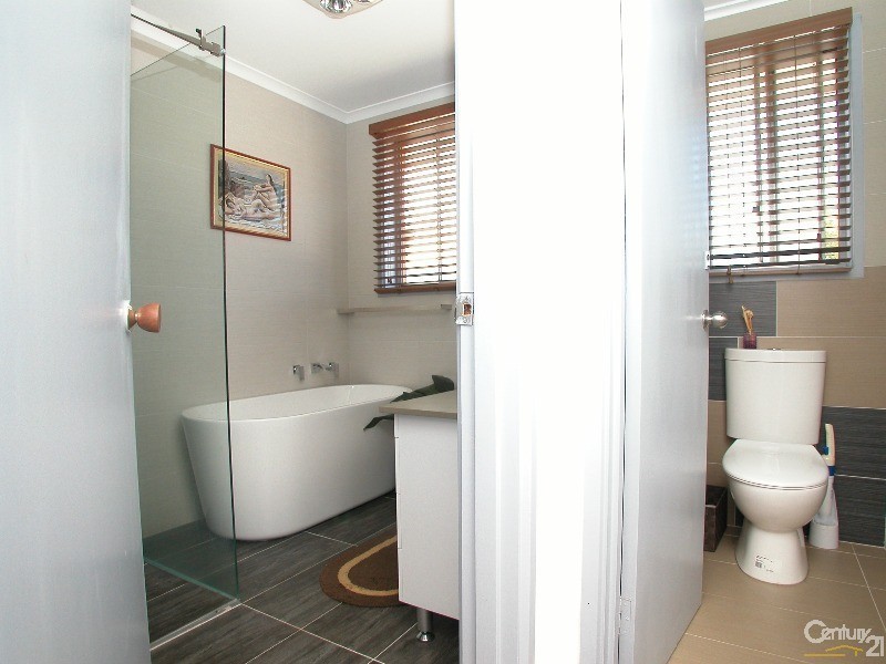 103 Lachlan Street, Macquarie ACT 2614