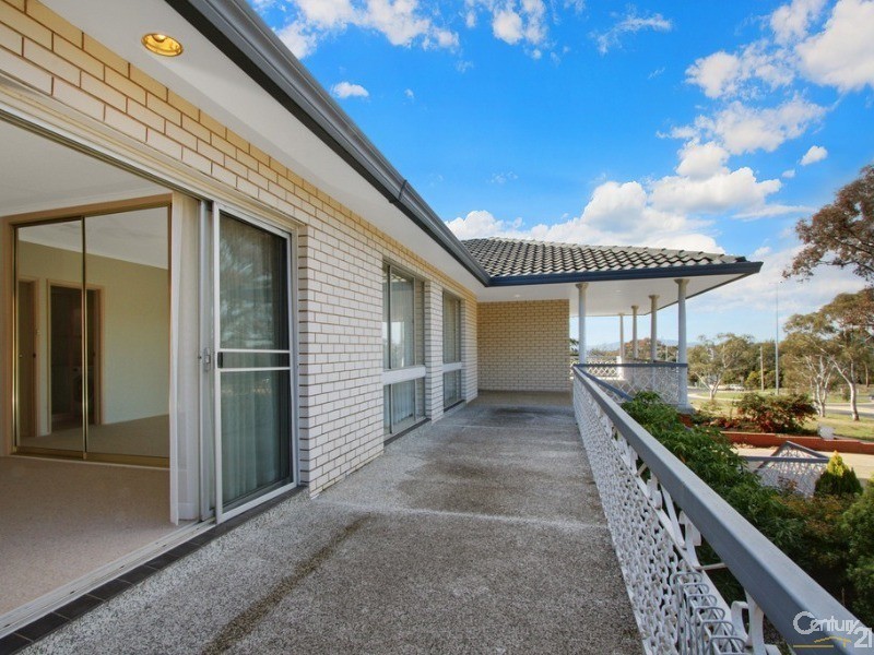 157 Springvale Drive, Weetangera ACT 2614