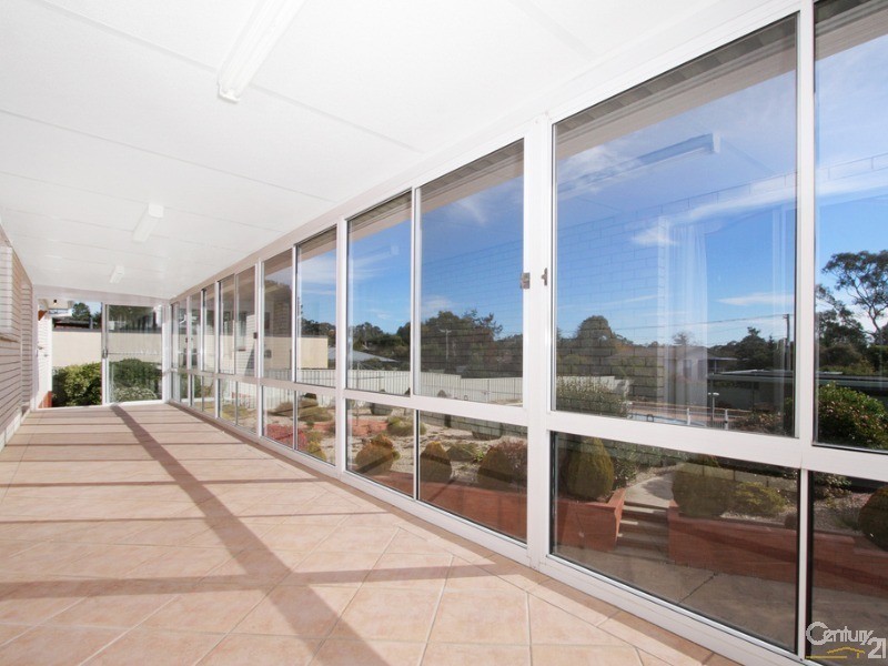 157 Springvale Drive, Weetangera ACT 2614