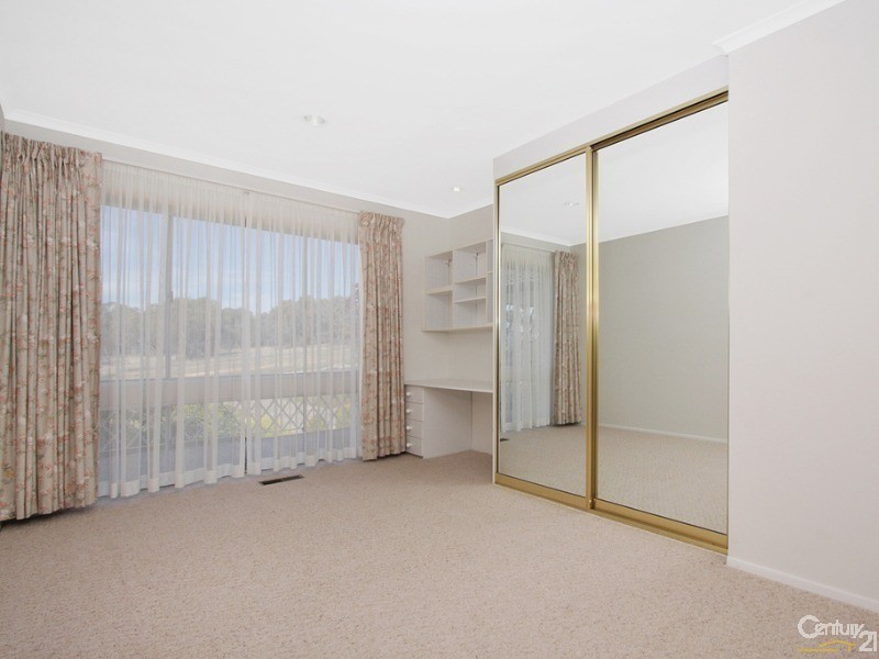 157 Springvale Drive, Weetangera ACT 2614