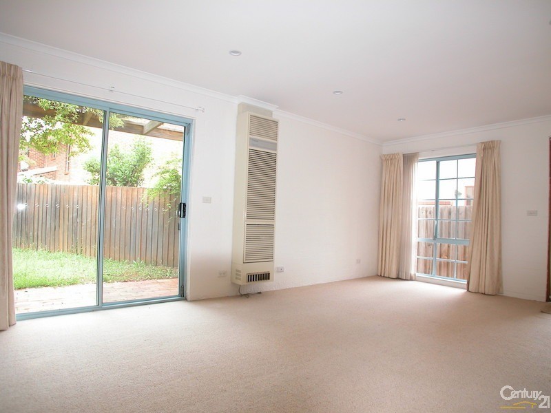 3/3 Port Jackson Circuit, Phillip ACT 2606