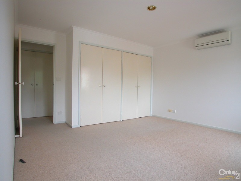 3/3 Port Jackson Circuit, Phillip ACT 2606