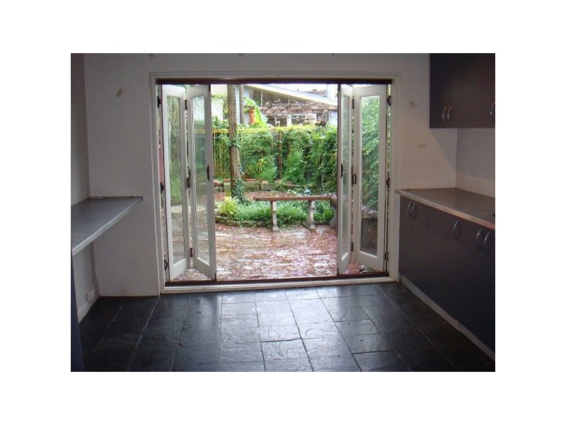 98` Mill Hill Road, Bondi Junction NSW 2022