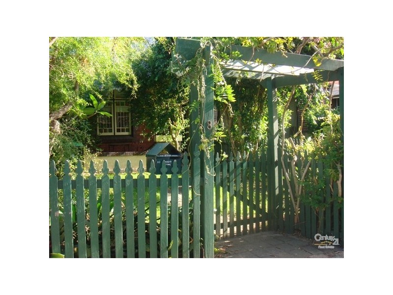 8 Lynch Avenue, Queens Park NSW 2022