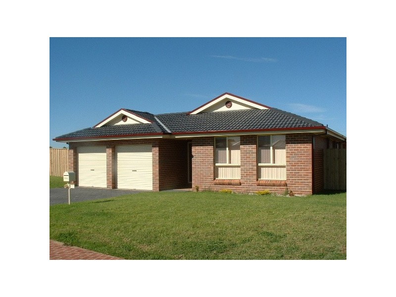 11 Inverness Place, Bowral NSW 2576
