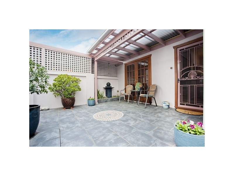 14 Tara Street, Kangaroo Point NSW 2224