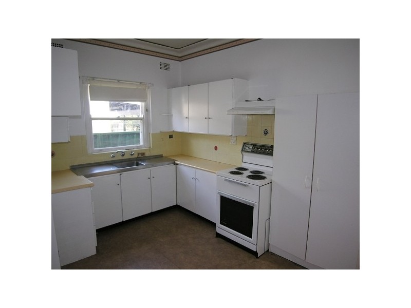 24 Minton Avenue, Dolls Point NSW 2219