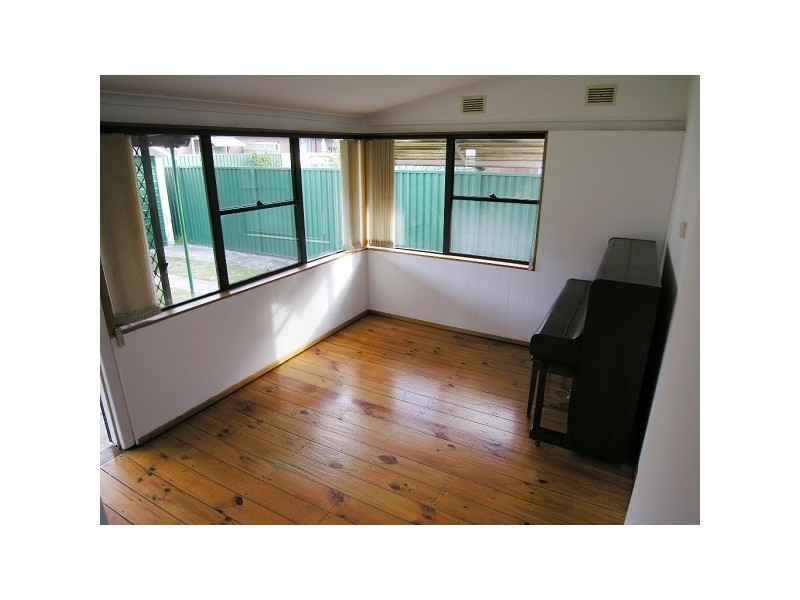 24 Minton Avenue, Dolls Point NSW 2219