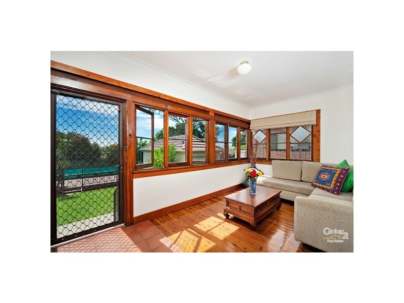 56 Meadowland Road, Peakhurst NSW 2210